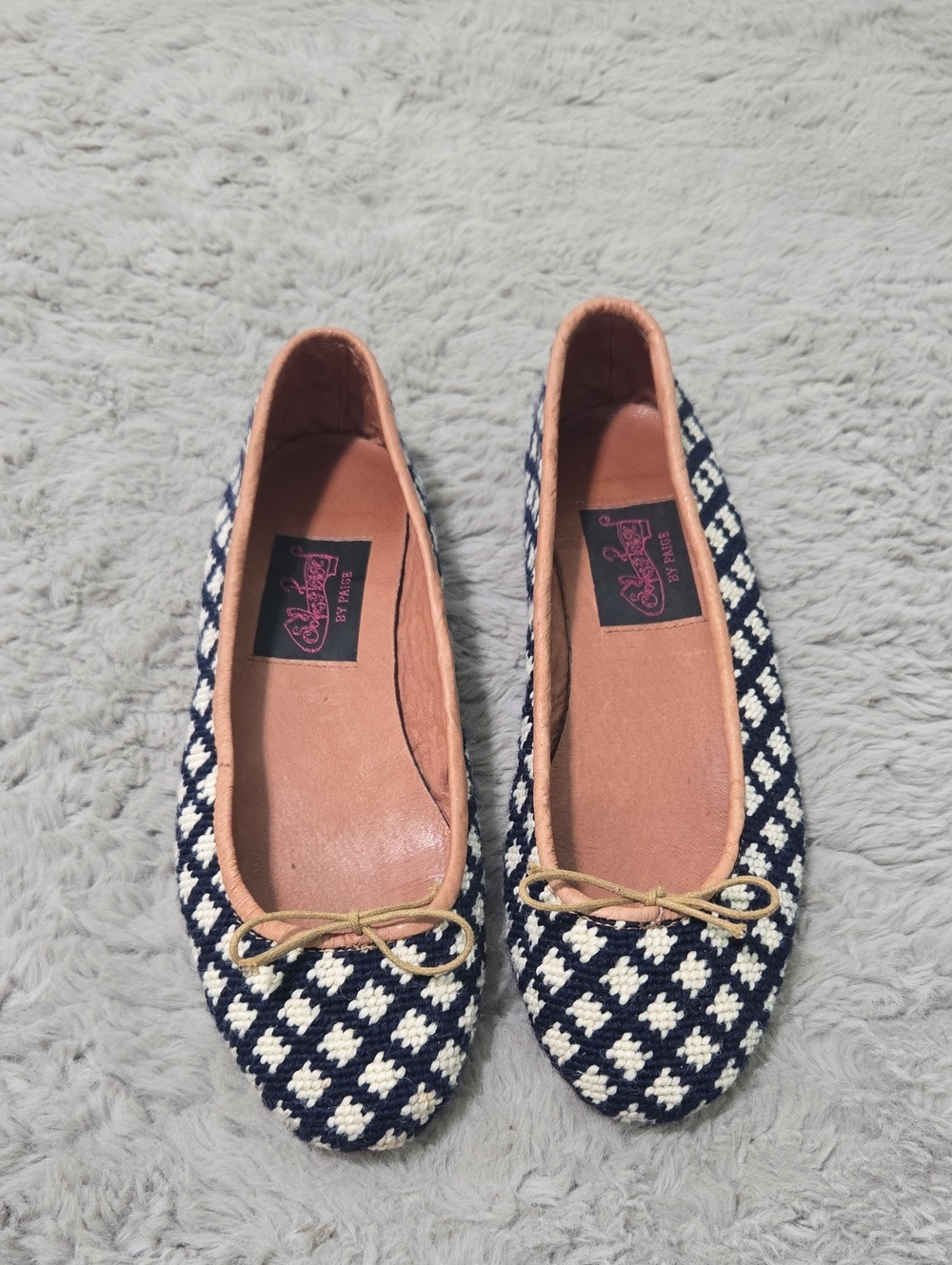 By Paige wool needlepoint frenchie bow ballet flats size 8.5